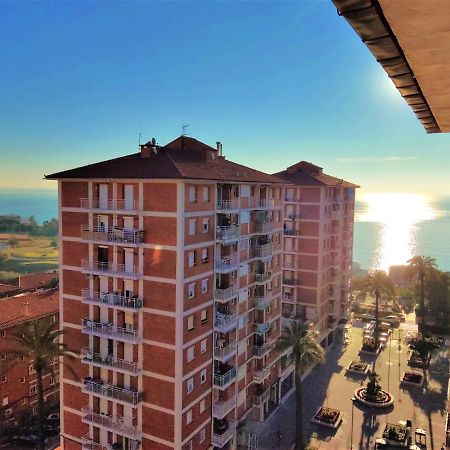 מונטגאט Helena Seaview & Beach-Apartment מראה חיצוני תמונה
