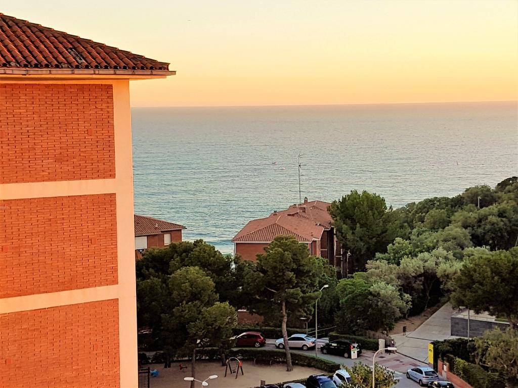 מונטגאט Helena Seaview & Beach-Apartment מראה חיצוני תמונה