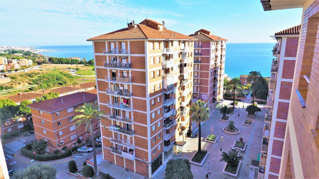 מונטגאט Helena Seaview & Beach-Apartment מראה חיצוני תמונה
